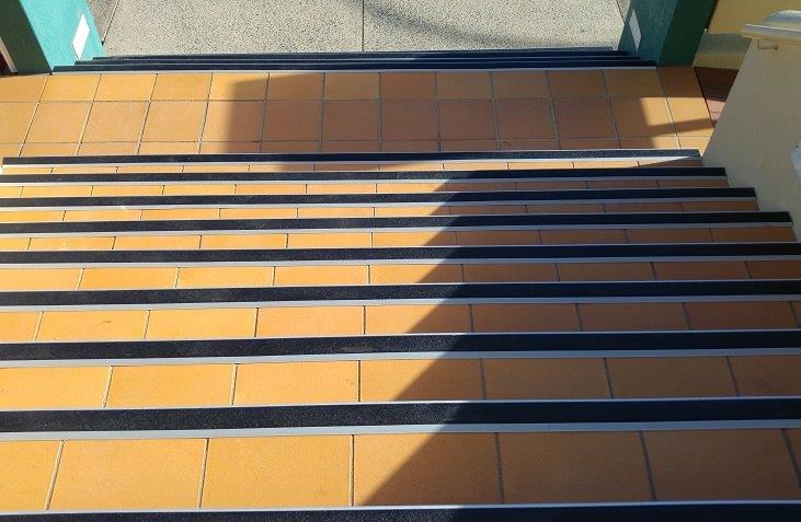 anti slip service for stairs